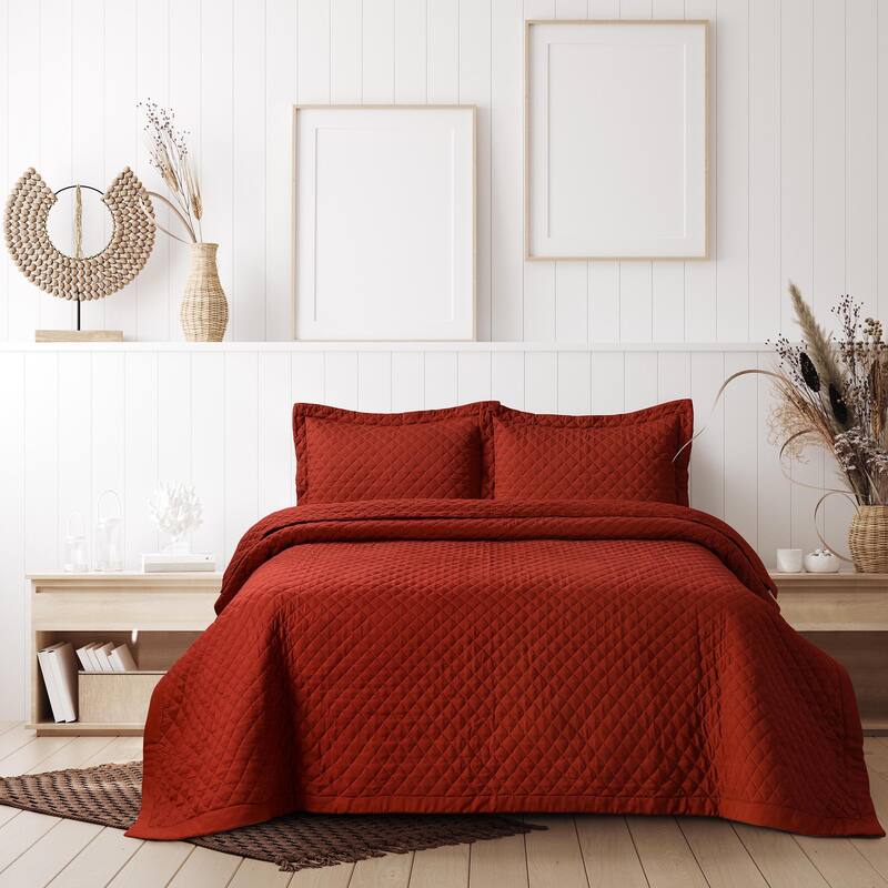 Brisbane Solid Oversized Quilt Set
