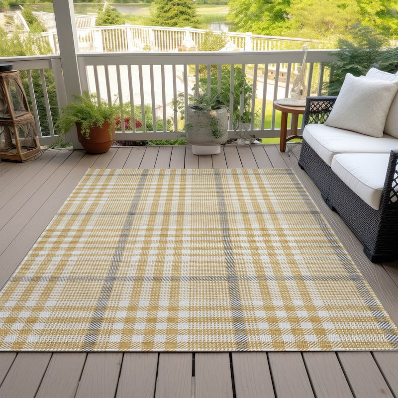 Machine Washable Indoor/ Outdoor Plaid Chantille Rug