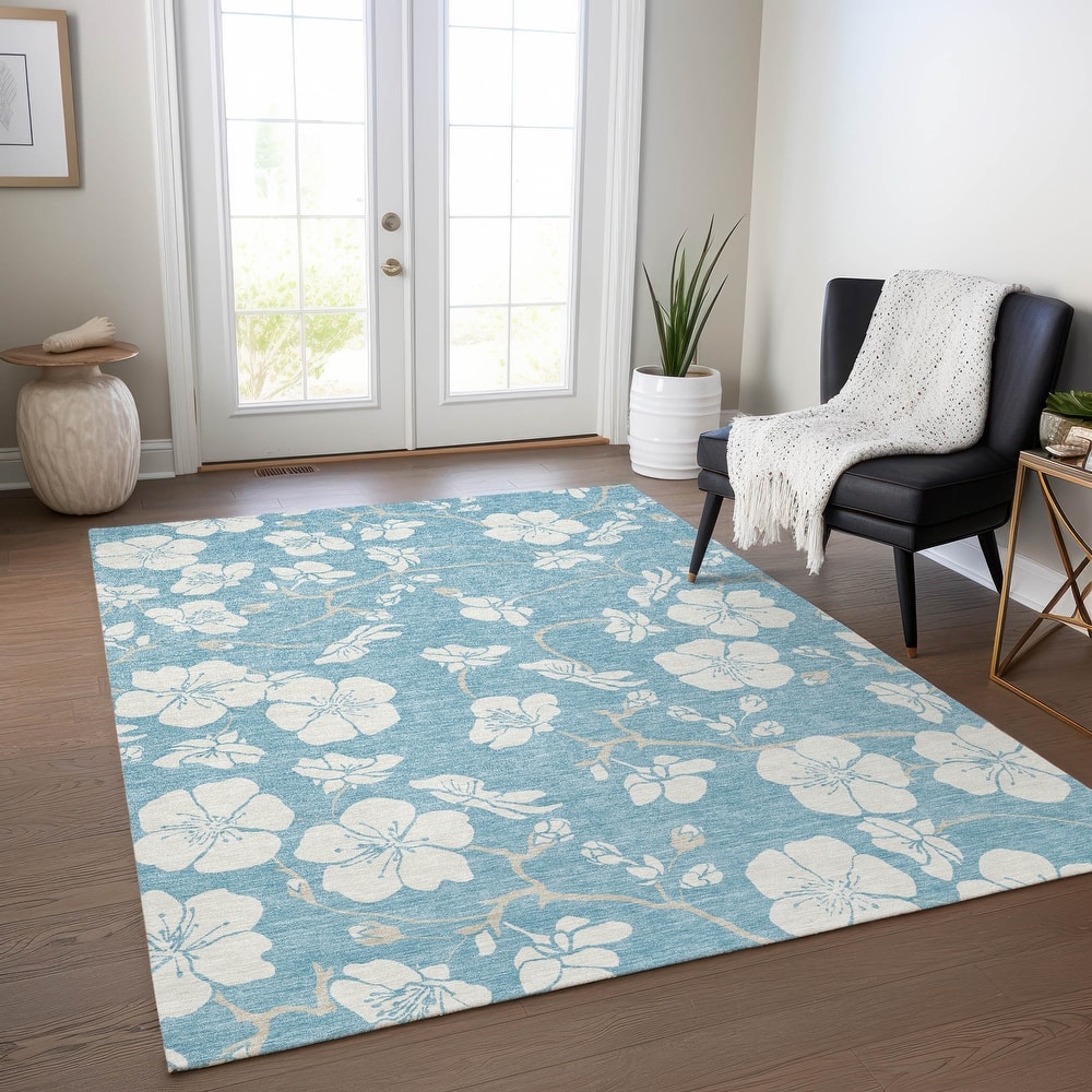 Machine Washable Indoor/ Outdoor Calm Floral Chantille Rug