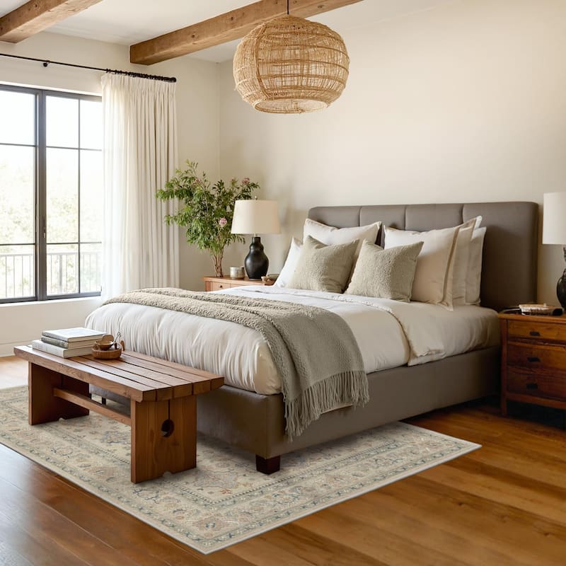 Mcow Faded Floral Vintage Collection Low-Pile Machine-Washable Area Rug