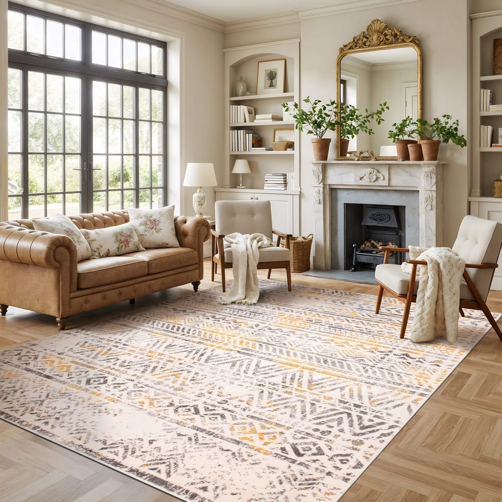 The Curated Nomad Midtown Geometric Distressed Bohemian Rug