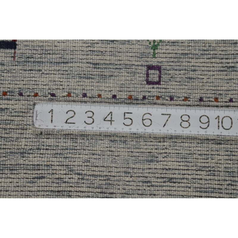 Hand Knotted Oriental 100% Wool Carpet Tribal Animal Pictorial Beige & Ivories Gabbeh Area Rug - 7' 10'' X 5' 2''