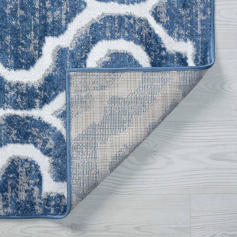 Wyman Farmhouse Geometric Indoor Area Rug