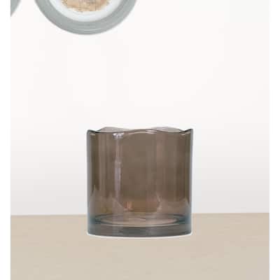 HomeRoots 6" Crystal Glass Gray Round Table vase - 5.75