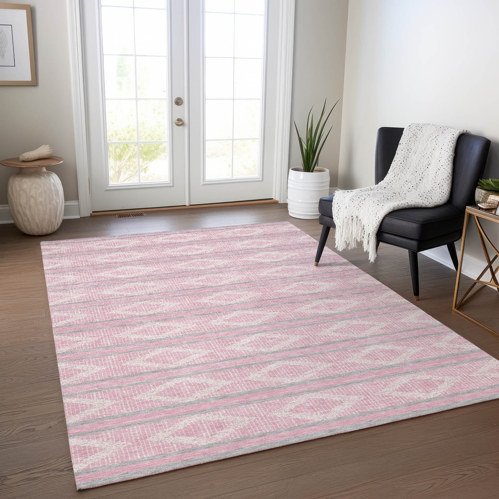 Machine Washable Indoor/ Outdoor Diamond Stripe Chantille Rug
