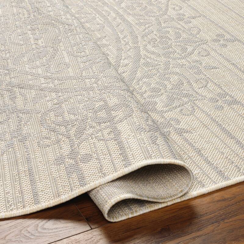 Livabliss Ravello Transitional Medallion Indoor/ Outdoor Area Rug