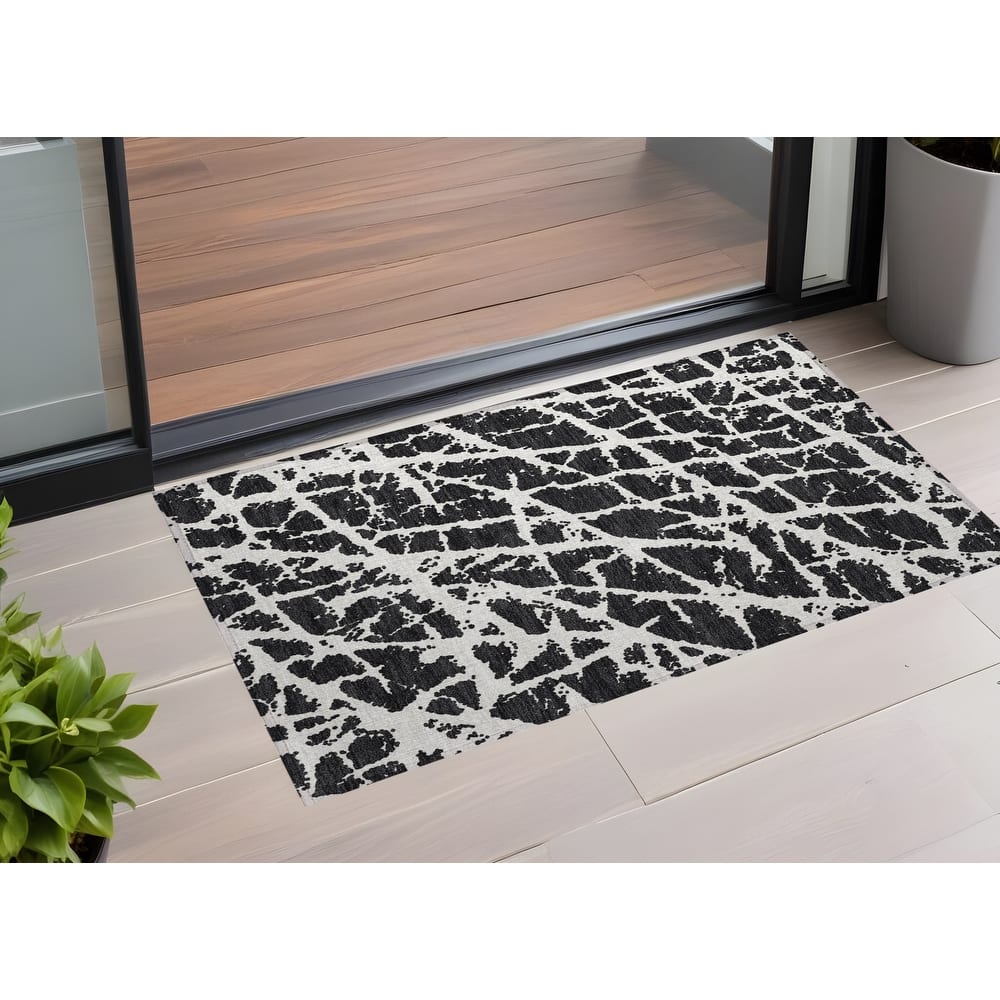 Allomi Unique Abstract Weather Resistant Timeless Fusion Outdoor Rug