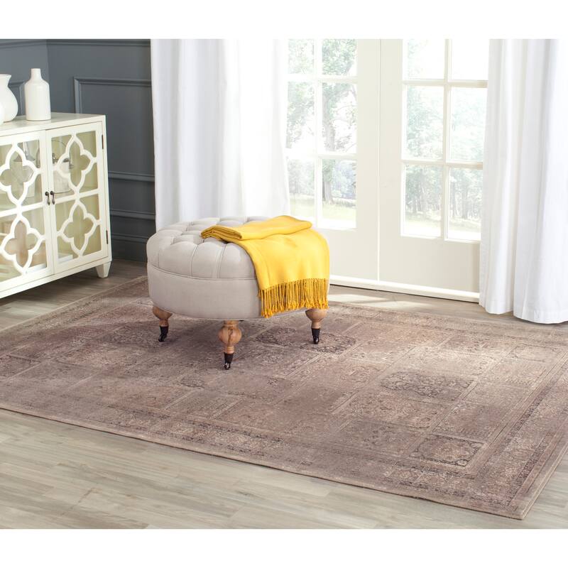 SAFAVIEH Vintage Distressed Boho Donielle Oriental Rug - 5'3" x 7'6" - Mouse