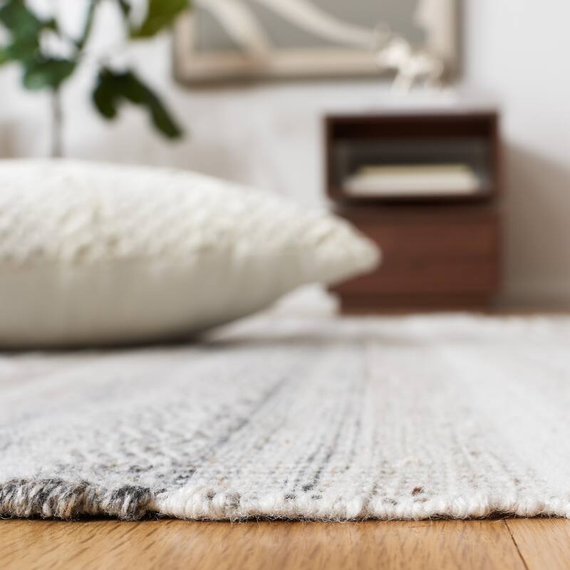 SAFAVIEH Handmade Kilim Mansoura Transitional Rug