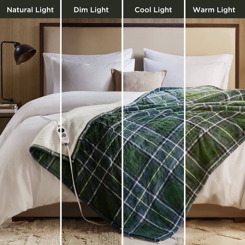 Woolrich Print Plush to Sherpa Heated Throw