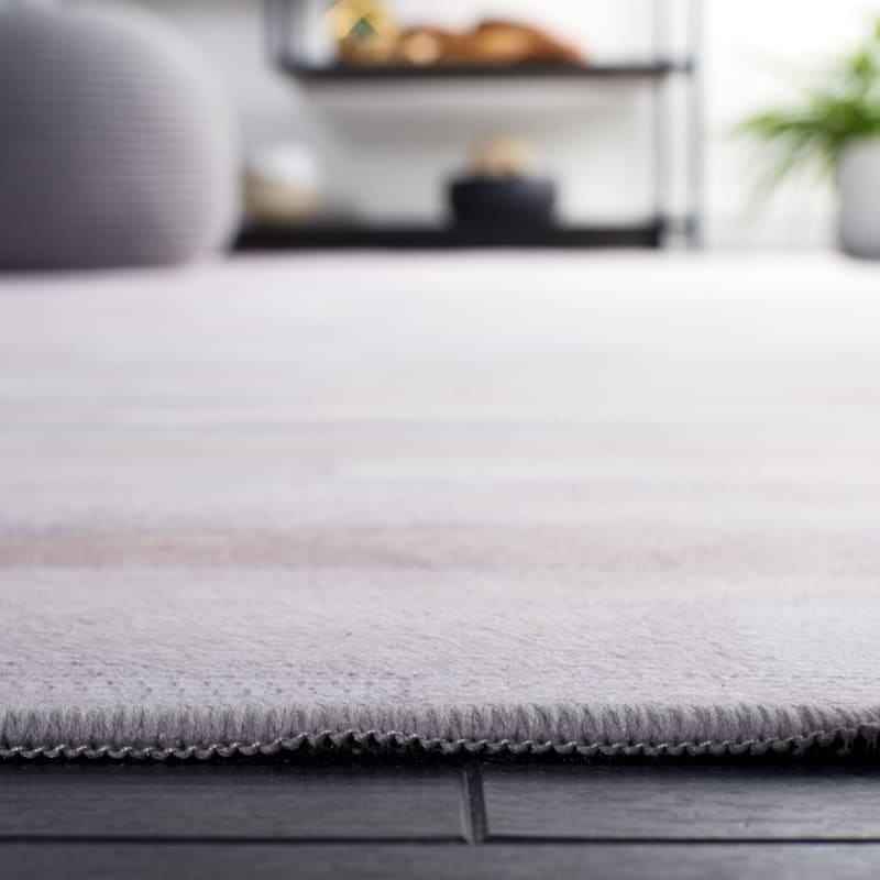 SAFAVIEH Faux Hide Machine Washable Slip Resistant Diderike Modern