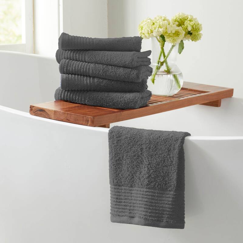 Linery & Co. 100% Featherspun Cotton Quick-Dry Bath Towel