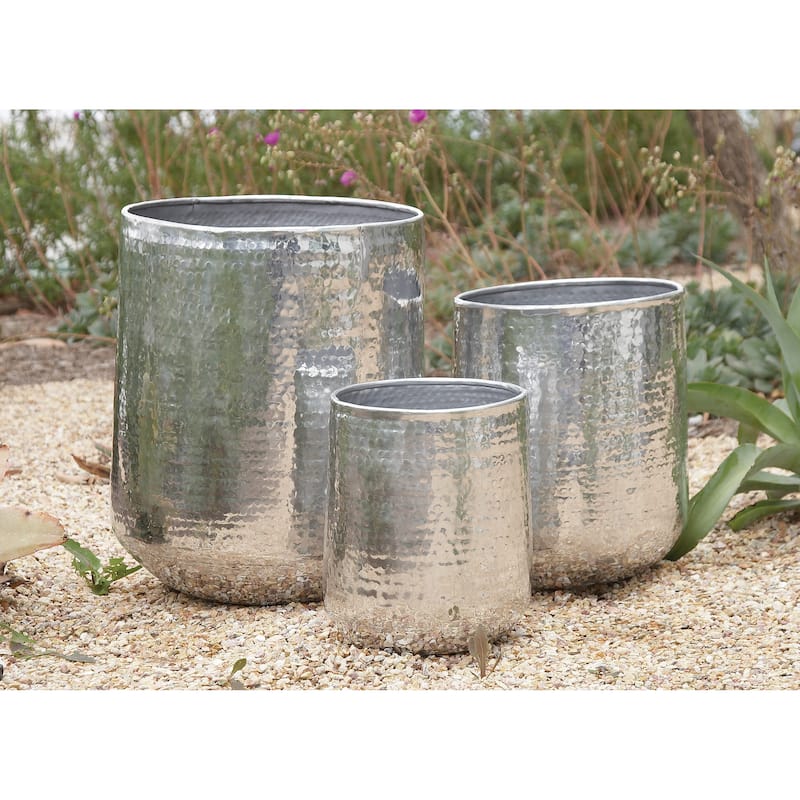 Aluminum Hammered Metal Glam Planter in Copper or Silver (Set of 3) - Silver