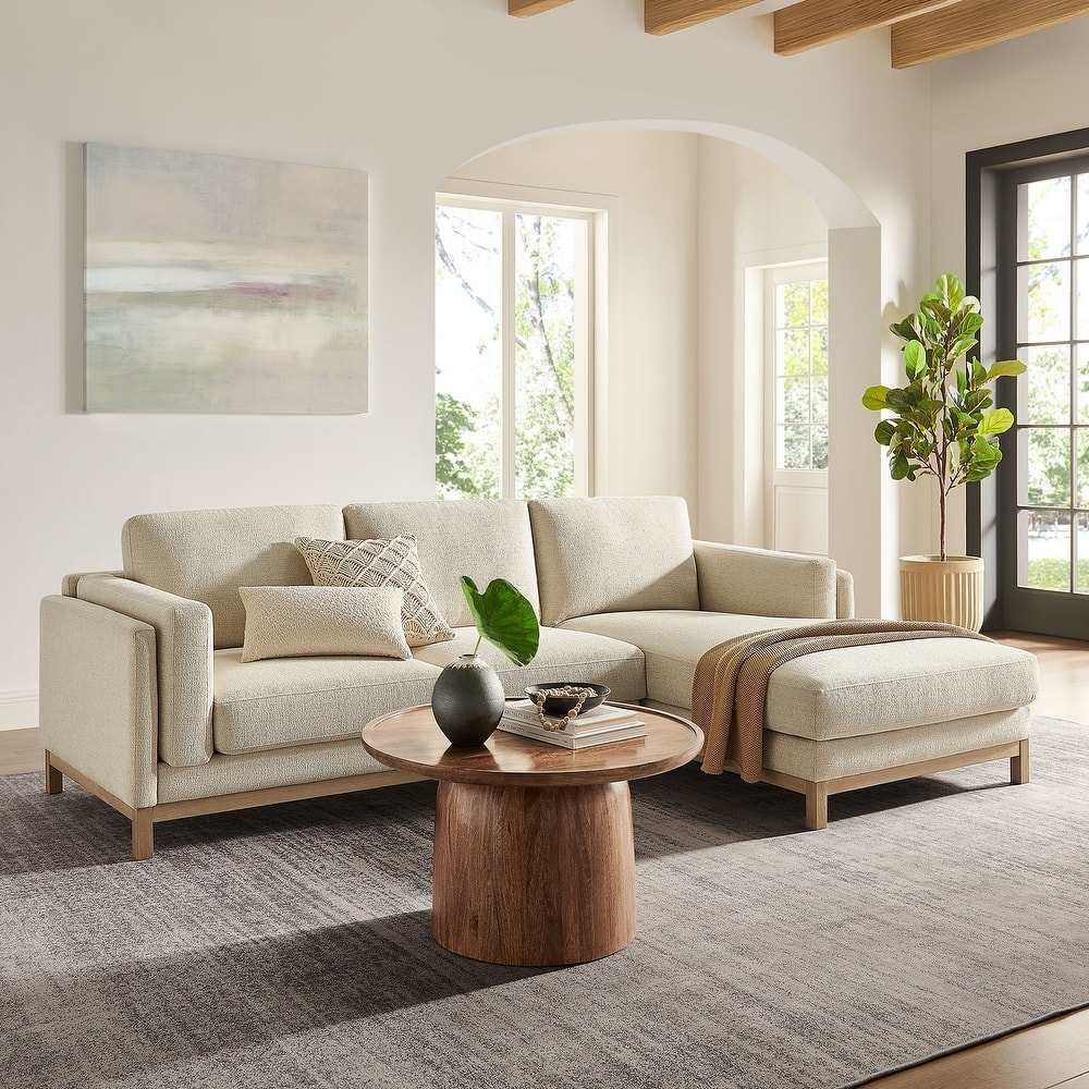 Roscoe Right-Facing Upholstered Sectional Sofa with Chaise