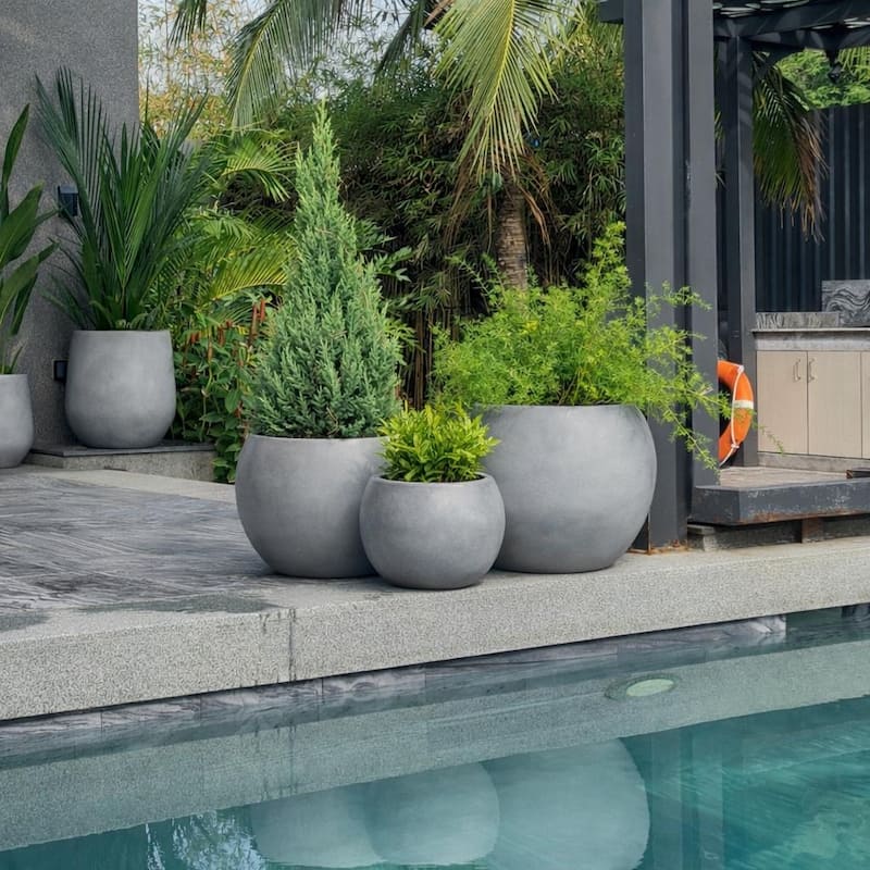 DreamPatio Riverside Fiberstone Composite Ball Planter for Indoor/Outdoor - Smooth Automotive 2K Coating