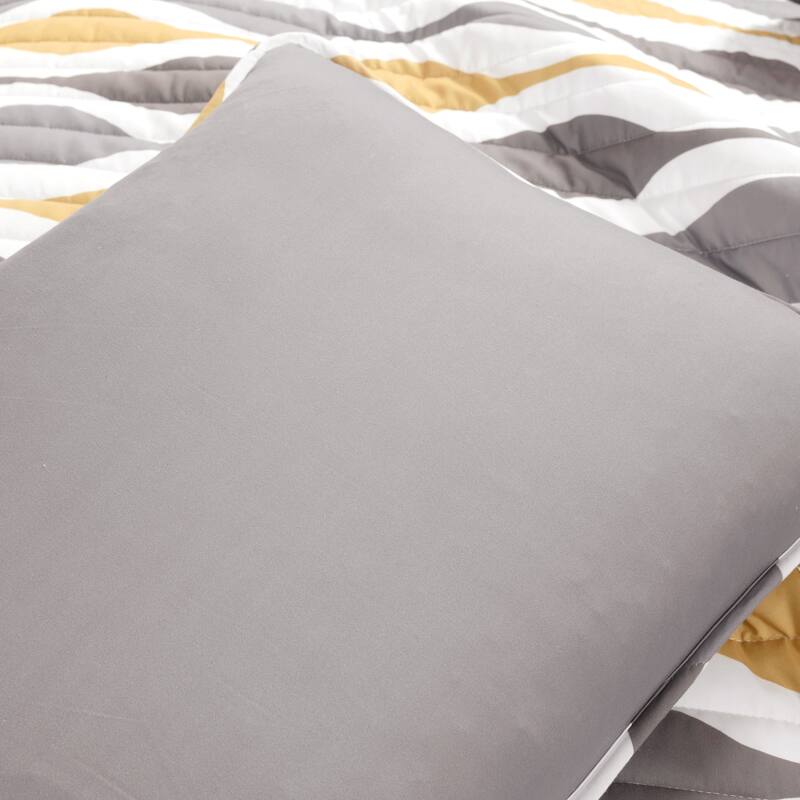 Lush Decor Mid Century Geo 3 Piece Quilt Set
