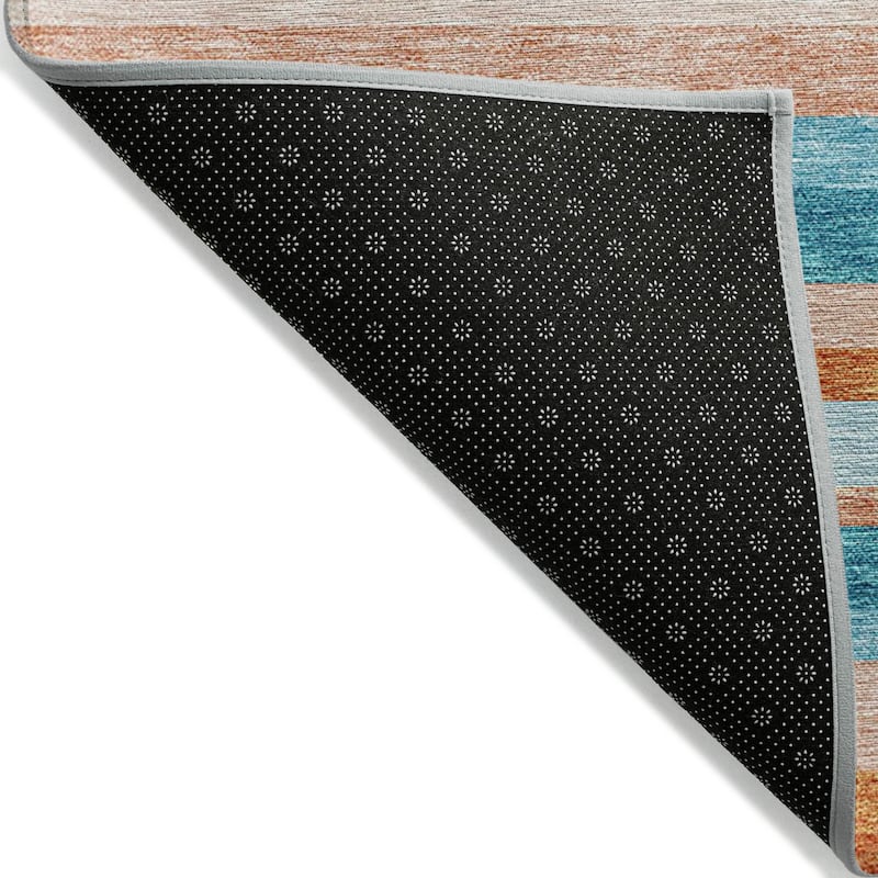Machine Washable Indoor/ Outdoor Modern Stripes Chantille Rug