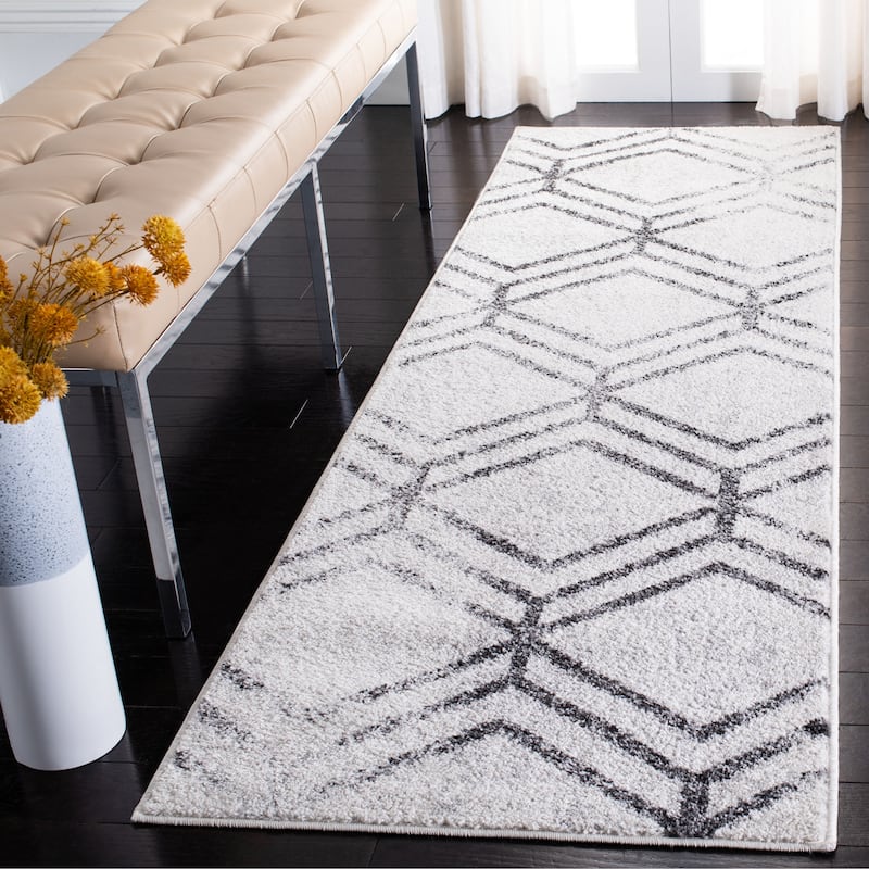 SAFAVIEH Adirondack Olsa Geometric Distressed Rug - 2'6" x 6' Runner - Ivory/Grey