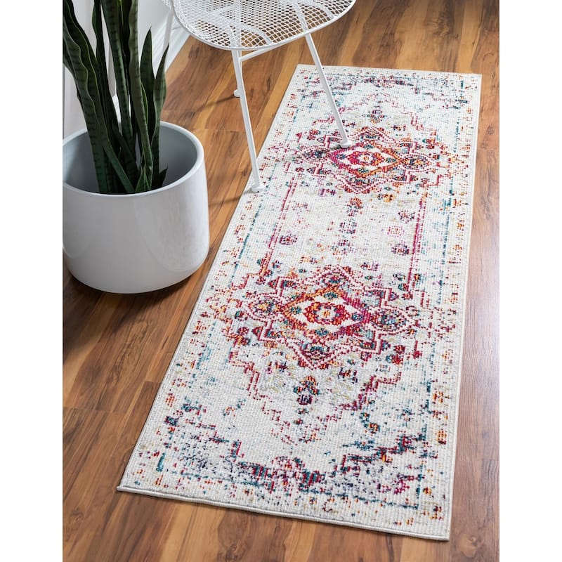 Traditional Kosmas Collection Area Rug - Beige - 2'2"x6'