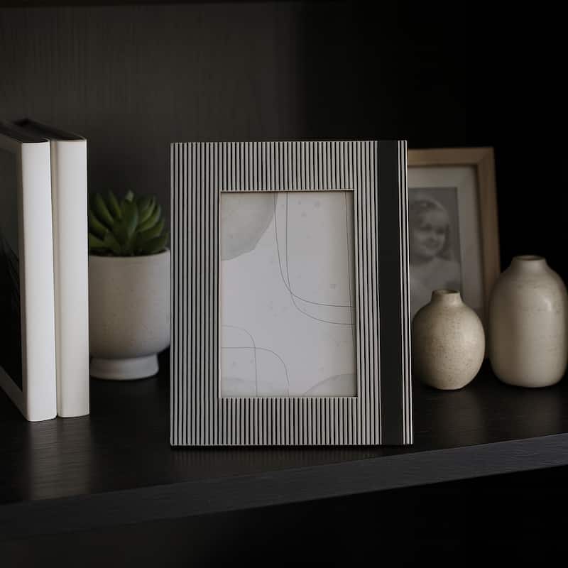 Resin Wood Lines Photo Frame - Black/White, 4x6 in. - 8.0"