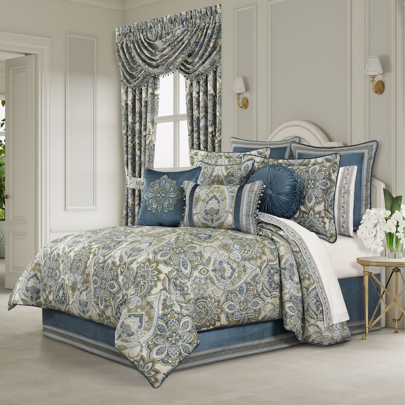 Avellino 20" Square Decorative Throw Pillow