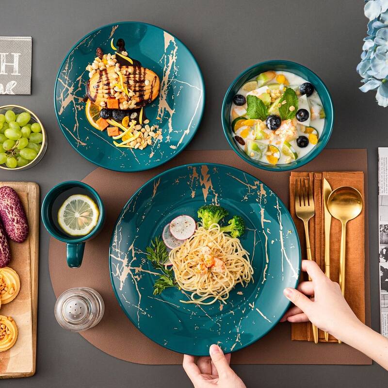 LOVECASA 16-Piece Porcelain Color Glaze with Gold Dinnerware Set
