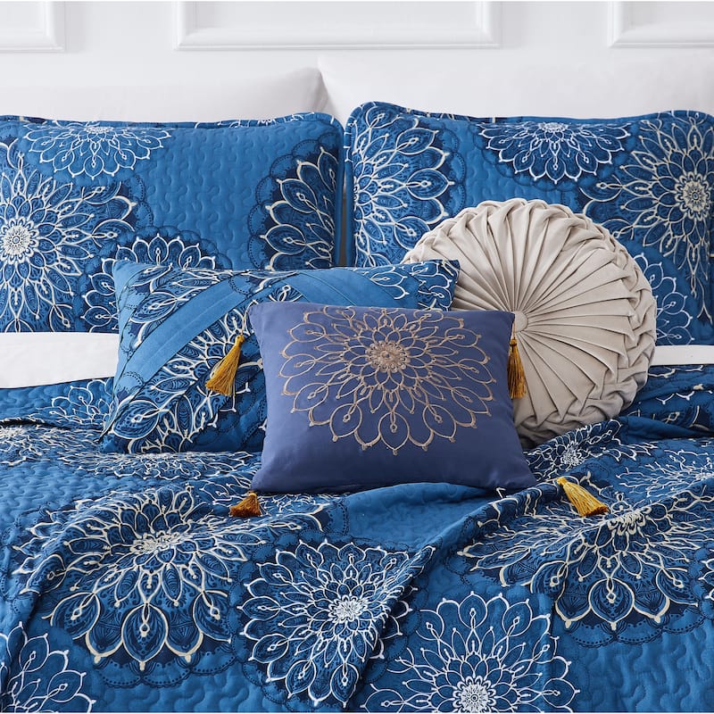 Midnight Floral 6 piece Quilt Bedding Set