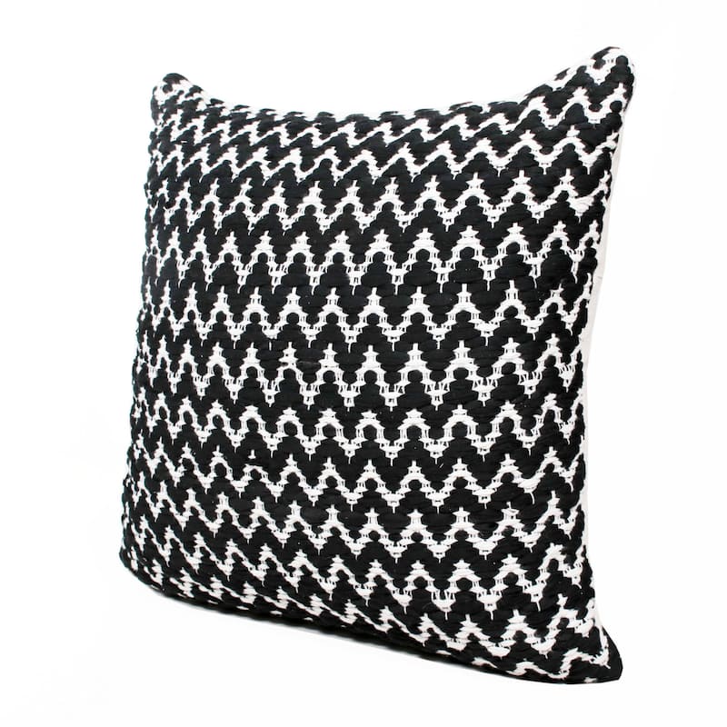 HomeRoots 20" X 20" Black And White Polyester Chevron Zippered Pillow