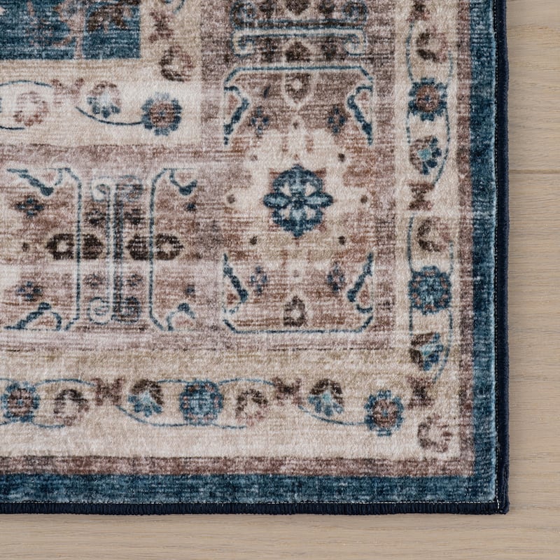 Nuloom Aisling Bordered Traditional Washable Area Rug