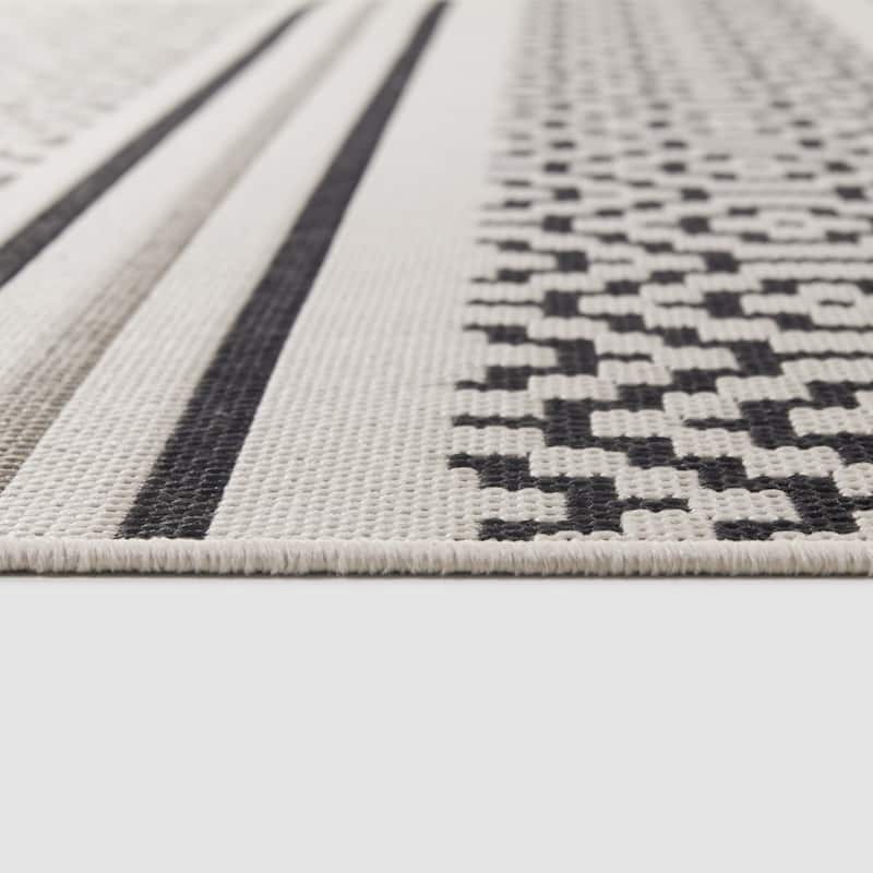Alain Transitional Stripe Indoor/Outdoor Area Rug