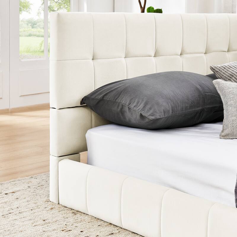 Full Size Upholstered Daybed with Comfortable Backrest and Armrests