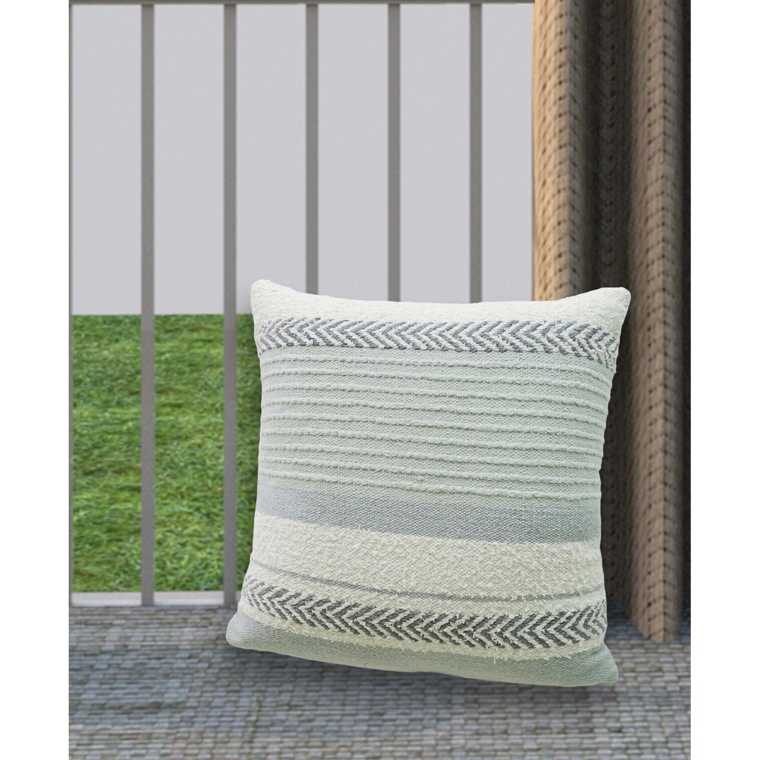 product-thumb