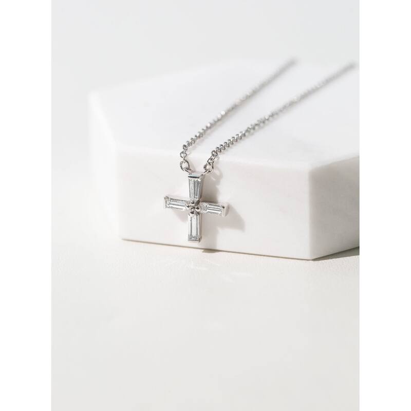 Kobelli 0.34 Carat Natural Diamond 14k Solid White Gold 4-Point Windmill Cross Holland Necklace