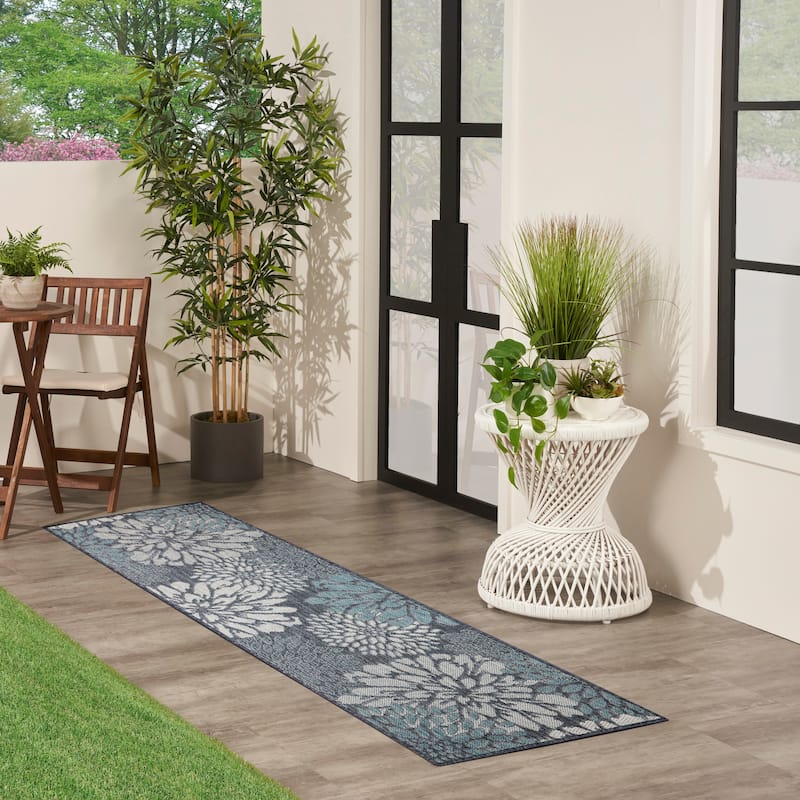 Nourison Garden Oasis Indoor/Outdoor Blue Floral Tropical Area Rug