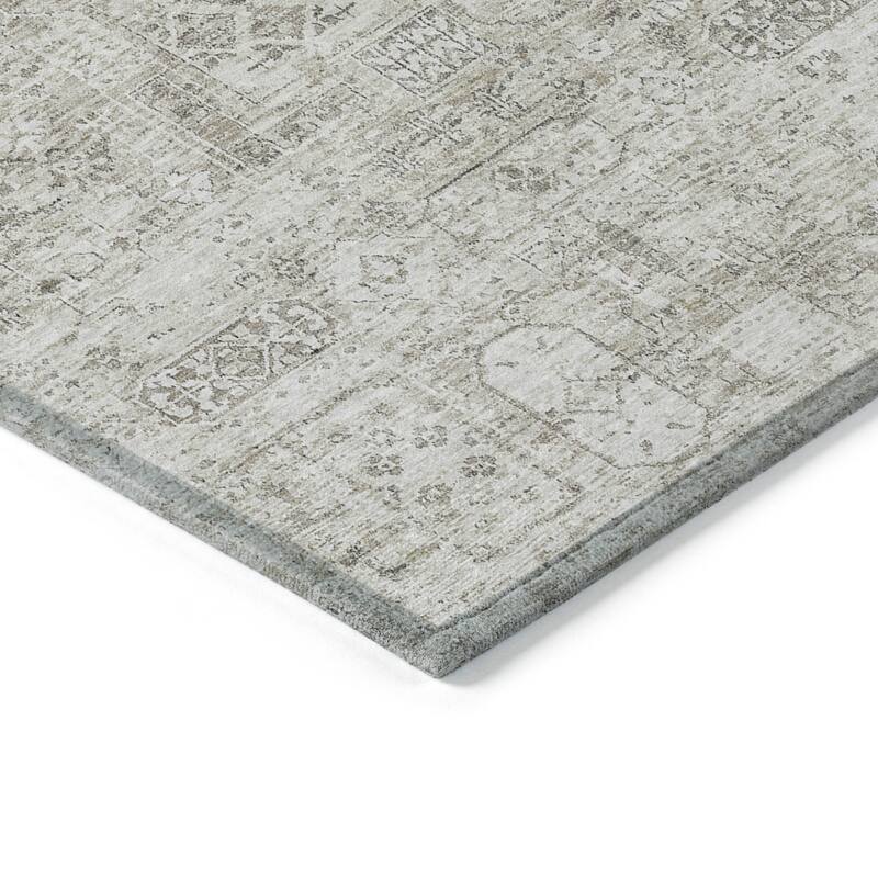 HomeRoots Floral Transitional Rectangle Outdoor Rug