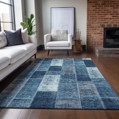 Machine Washable Indoor/ Outdoor Chantille Vintage Patchwork Rug