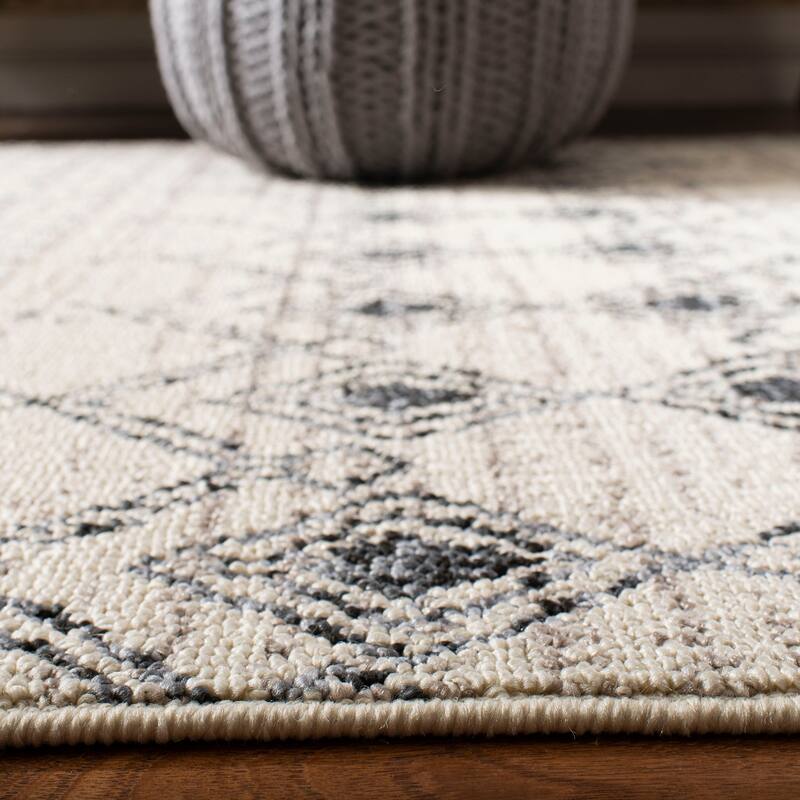 SAFAVIEH Marrakech Carole Moroccan Fringe Rug