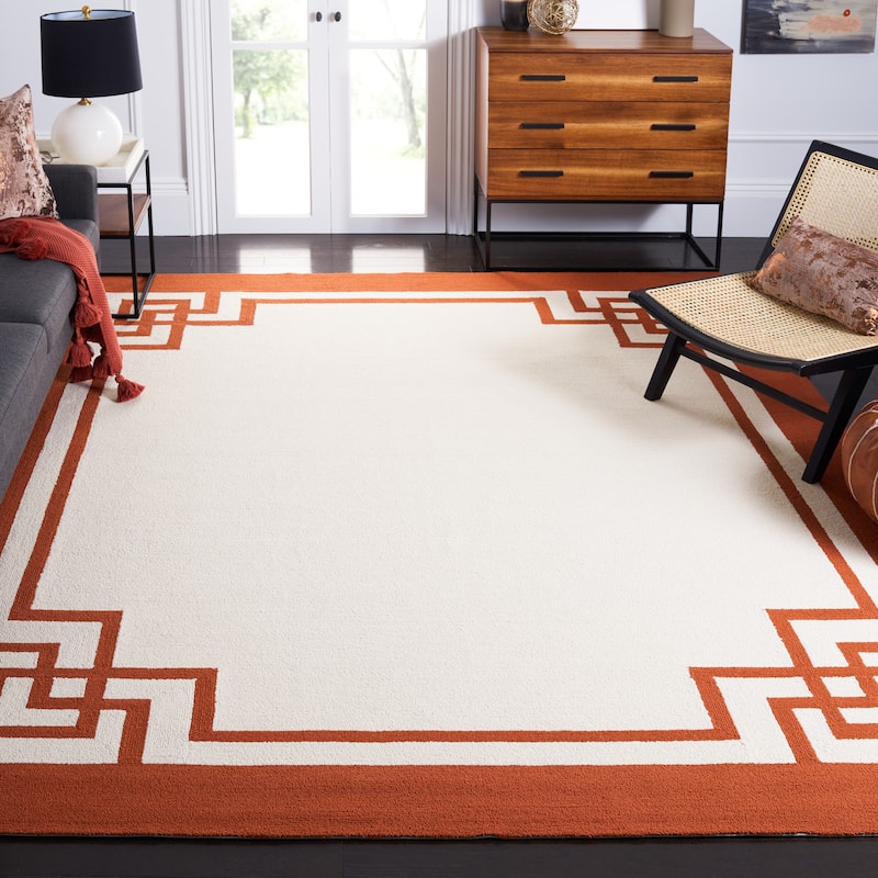 SAFAVIEH Handmade Four Seasons Inguna Floral Rug - 9' x 12' - Off White/Sangria