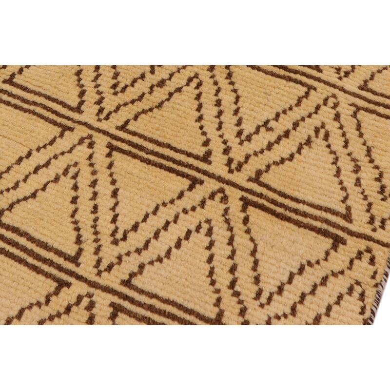 Boho Chic Balochi Morton Beige/Brown Hand Knotted Wool Rug - 4'0'' x 5'10''