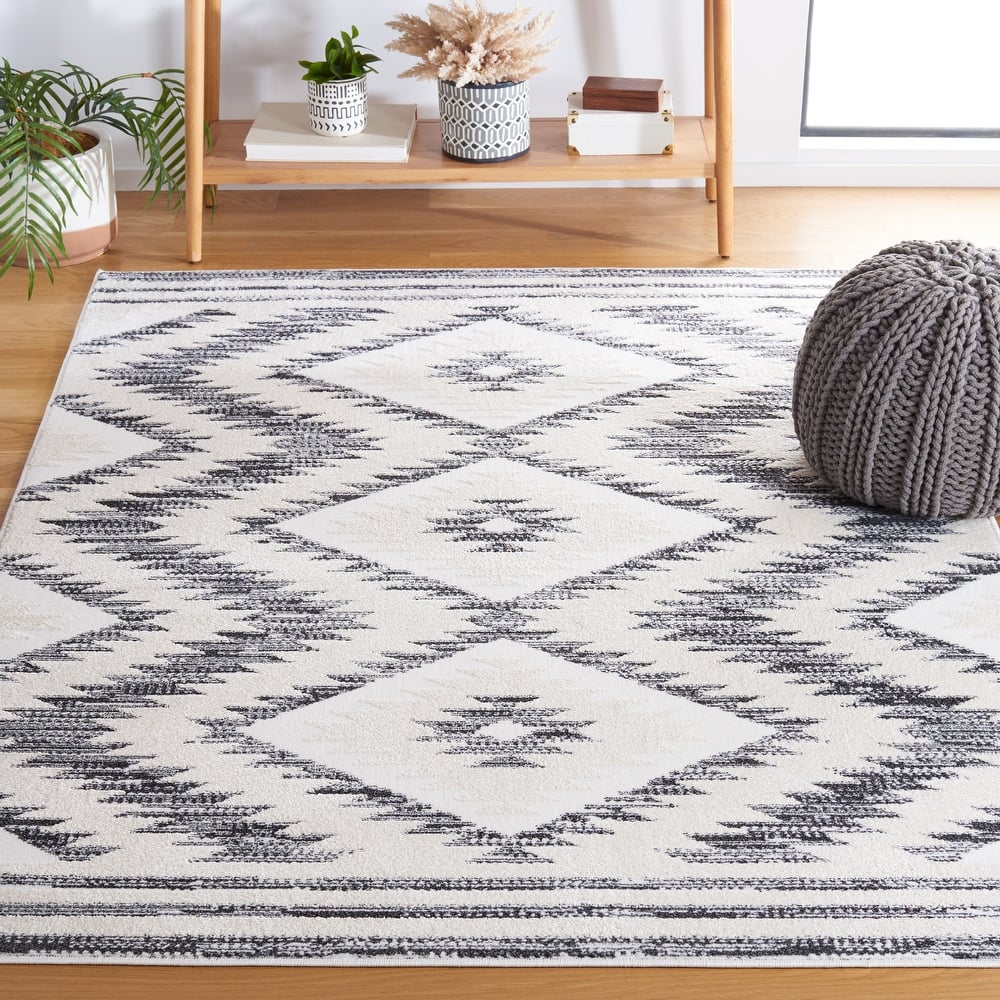 SAFAVIEH Alamo Ghica Rustic Boho Rug