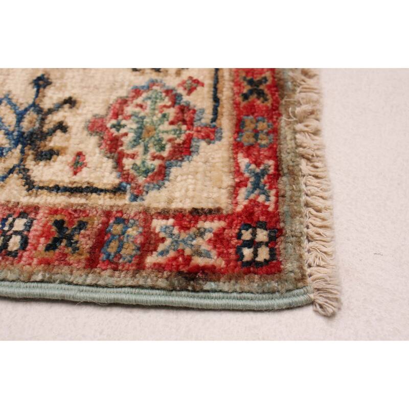 ECARPETGALLERY Hand-knotted Aryana Green Wool Rug - 2'8 x 8'4