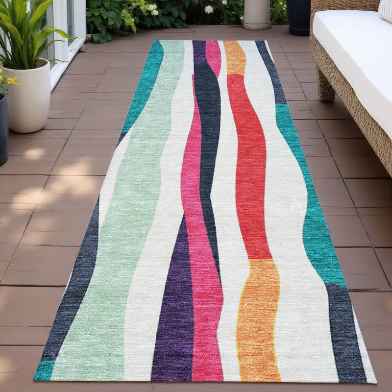 Machine Washable Indoor/Outdoor Modern Stripes Chantille Rug - Ivory - 2'3" x 7'6"