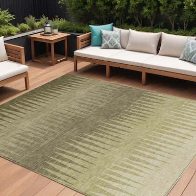 HomeRoots Striped Transitional Rectangle Outdoor Rug