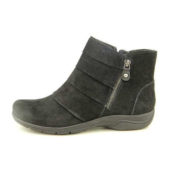 clarks black bootie