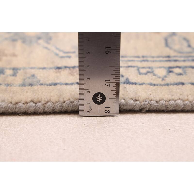 ECARPETGALLERY Hand-knotted Jules Sultane Light Grey Wool Rug - 5'2 x 8'0