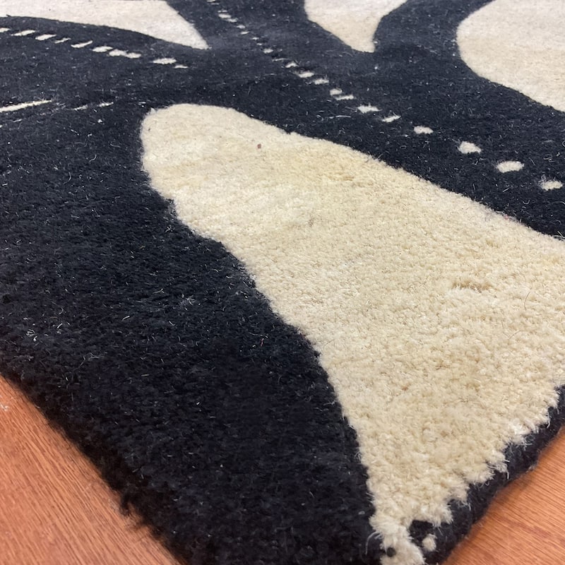 HERAT ORIENTAL Handmade Floral-Lace Graphic Wool Rug