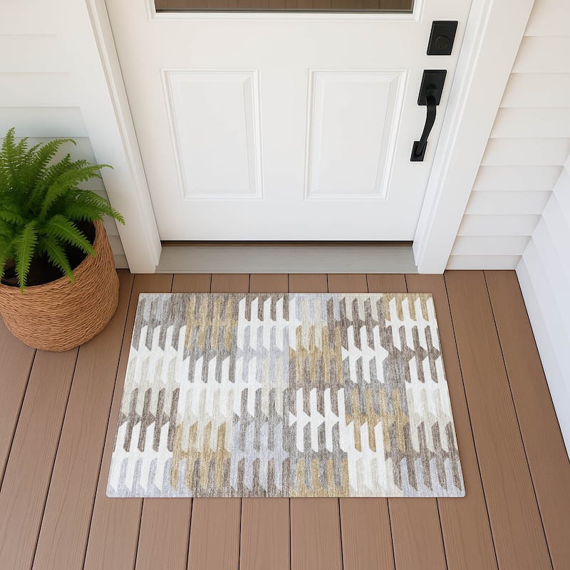 Machine Washable Indoor/ Outdoor Modern Stacks Chantille Rug - Taupe - 1'8" x 2'6"