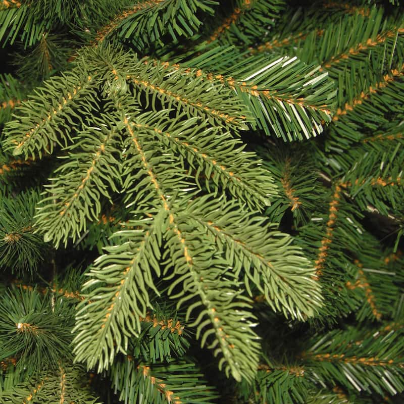 National Tree Company 7.5' Norwegian Spruce Christmas Tree - 7.5 Foot