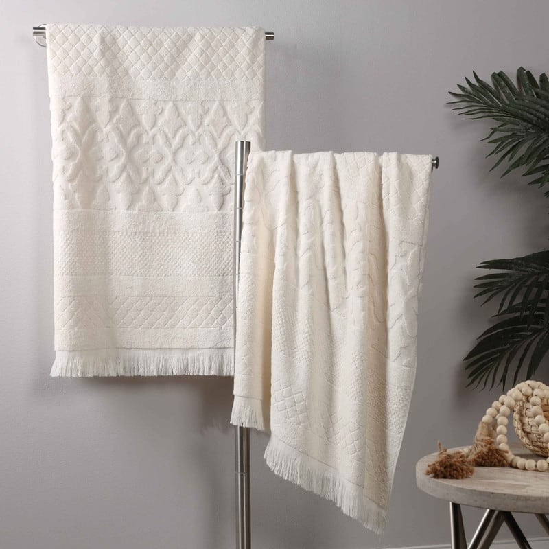 Superior Rolla Cotton Geometric Jacquard Plush Soft Bath Sheet Set of 2