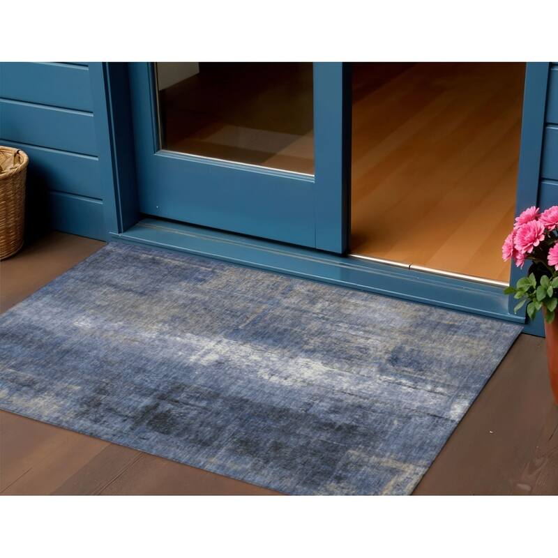 HomeRoots Abstract Transitional Rectangle Outdoor Rug - 3' x 5'
